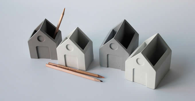 Concrete  House Shaped Pen Holder 